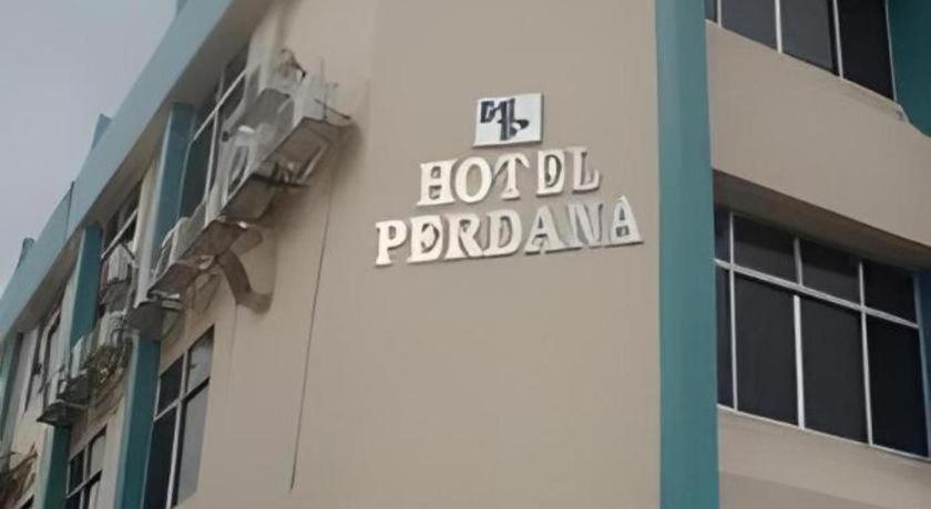 Hotel Perdana Lawas Buitenkant foto