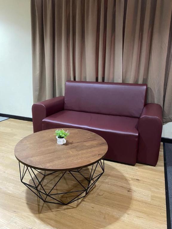 Hotel Perdana Lawas Buitenkant foto