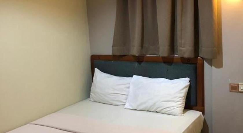 Hotel Perdana Lawas Buitenkant foto