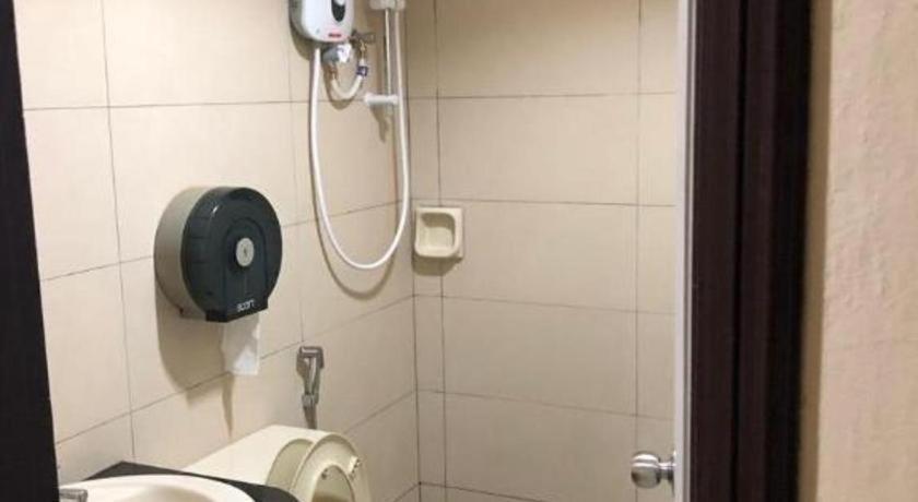 Hotel Perdana Lawas Buitenkant foto