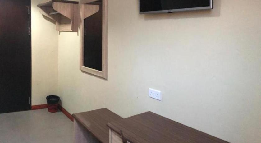 Hotel Perdana Lawas Buitenkant foto
