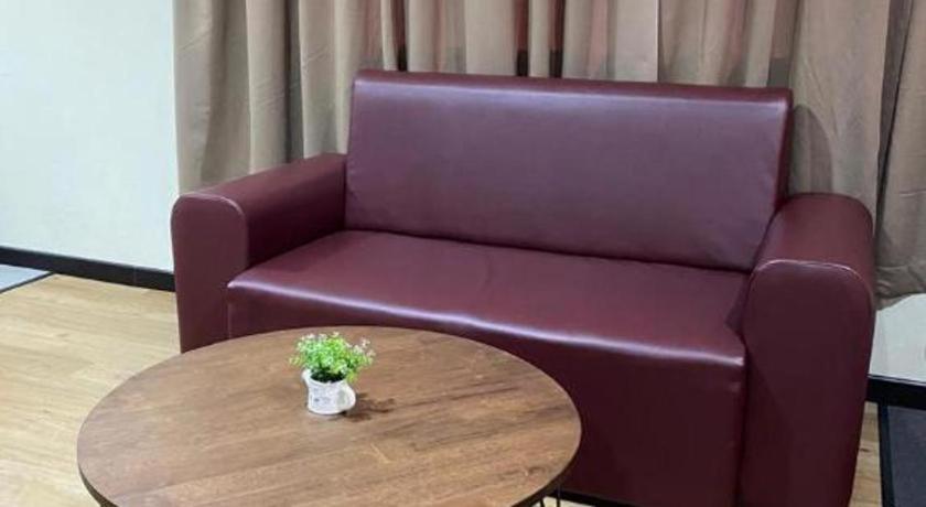 Hotel Perdana Lawas Buitenkant foto